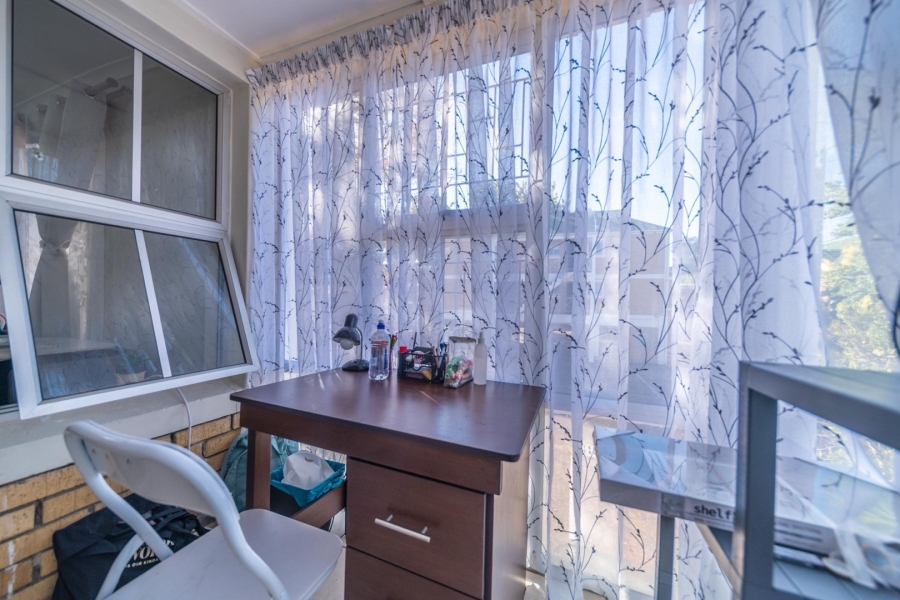 To Let 2 Bedroom Property for Rent in La Colline Western Cape